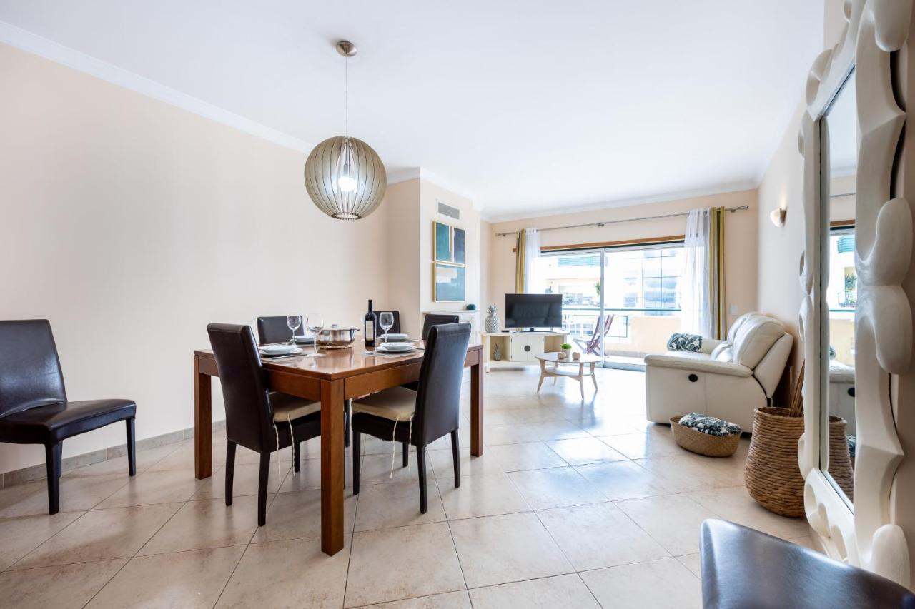 Uptown Lovers Apartment By Seewest Lagos Exteriér fotografie